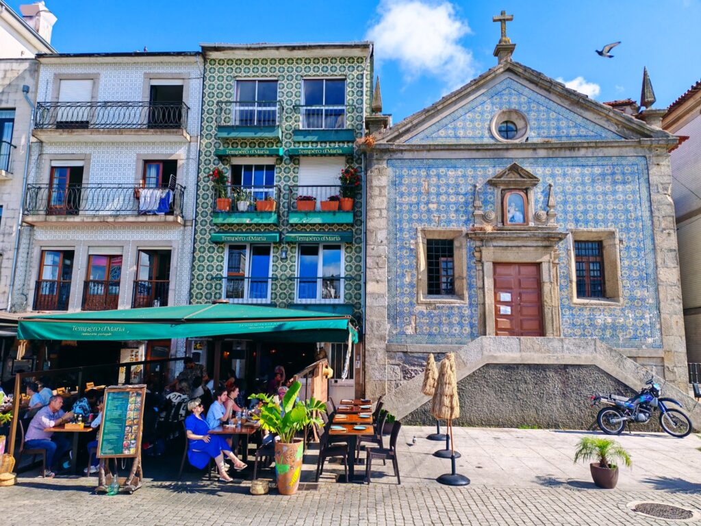 Und so endet meine kleine Reise durch Portugal – eine Reise, die nicht durch Objektive, sondern durch Offenheit geführt wurde.