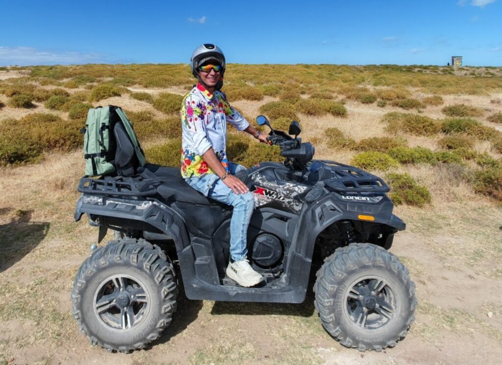 ie Tour begann in einem ruhigen Wohnviertel, führte uns über sanfte Hügel, entlang weiter Felder und dichter Wälder.